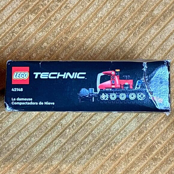 LEGO Technic Snow Groomer to Snowmobile 42148, 2in1 Vehicle Model Set 178 Pieces - Picture 3 of 3